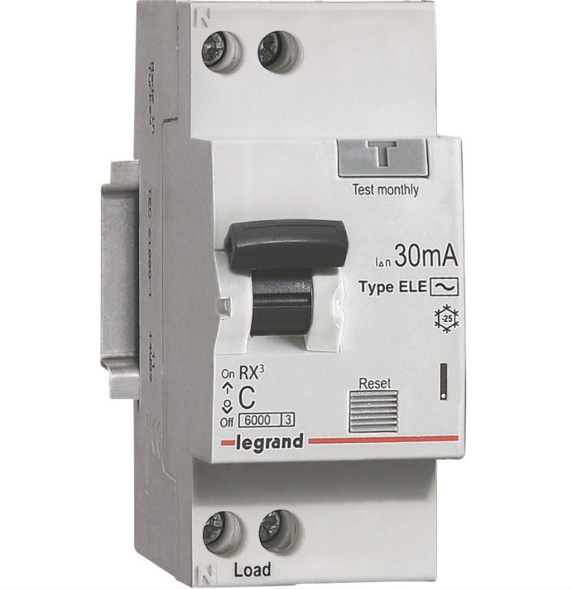 Купить Автоматический выключатель дифференциального тока Legrand RX3 1P+N 6A С 30мA 6кA