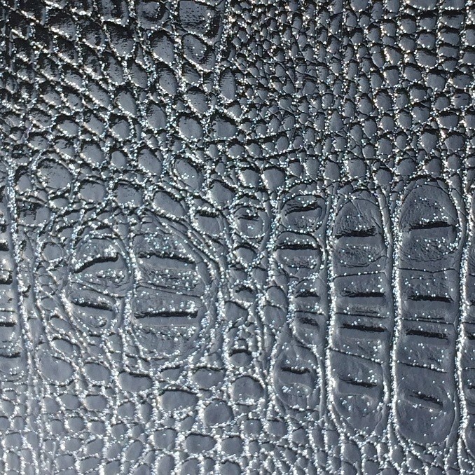 Декоративная панель МДФ Deco Крокодил черный блестки серебро 124 930х390 мм